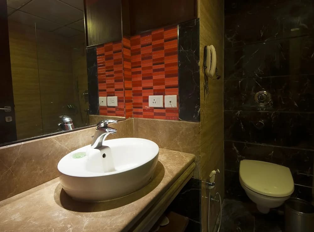 Hotel Aura @ Airport - photo 10