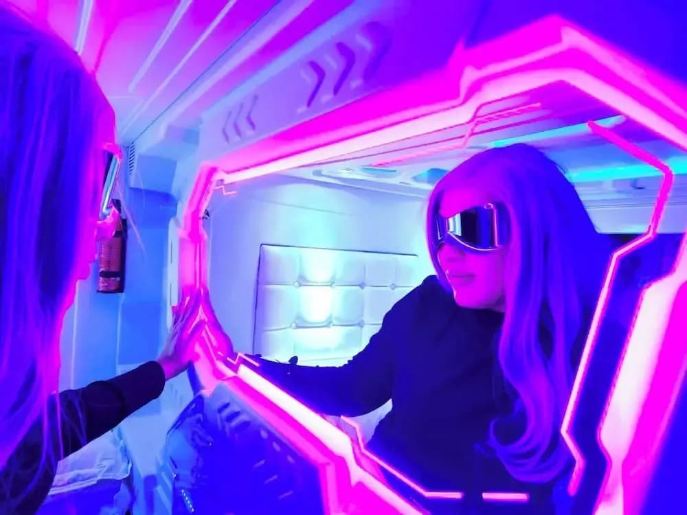 MET A Space Pod Phrom Phong - photo 16