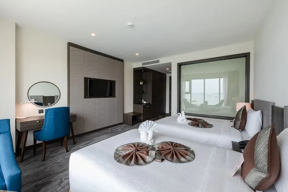 Muong Thanh Grand Bai Chay Hotel - photo 5