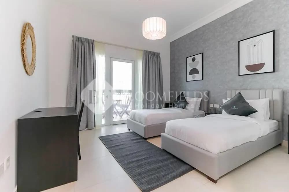 Golf course view, stylish 2BR - photo 1