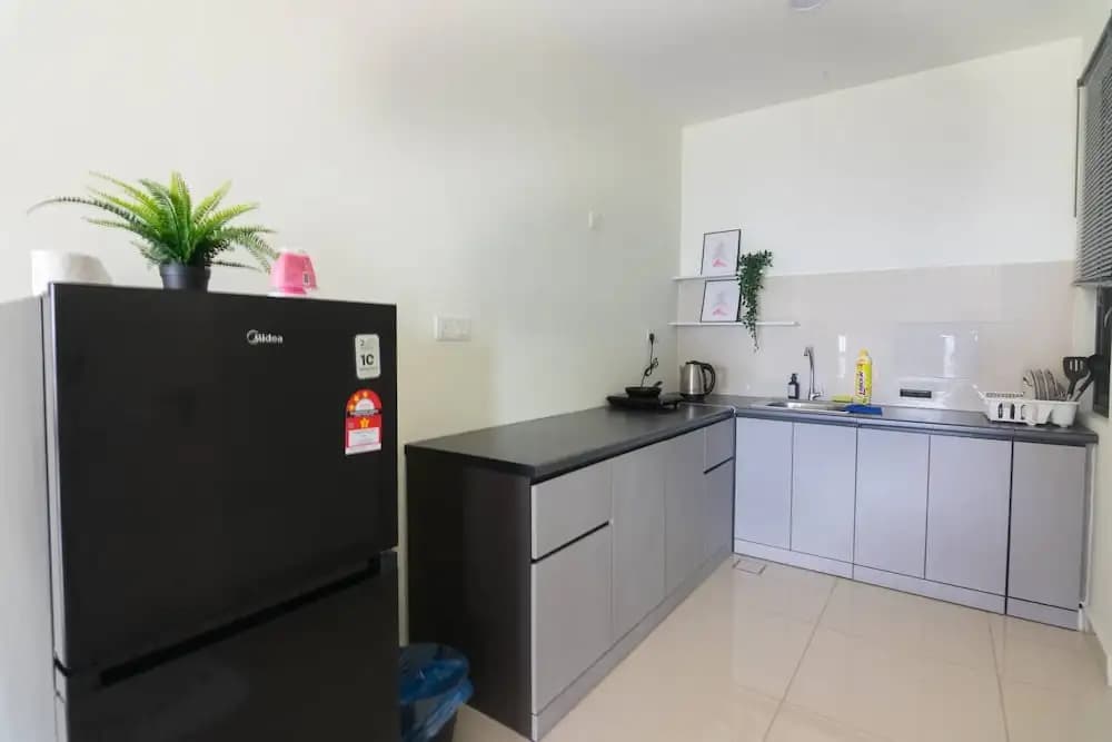 Cozy 2BR Melaka Apartment, 5min Drive to Jonker St - photo 10