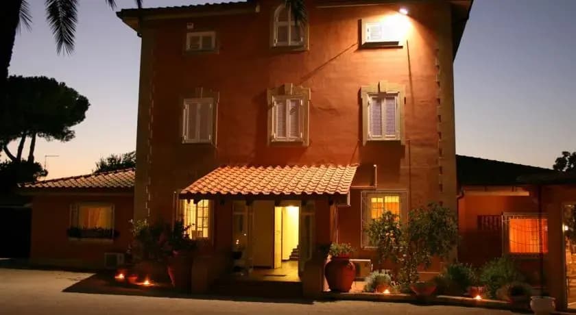Villette Aldobrandeschi Urban Oasis Vacation Homes - photo 5