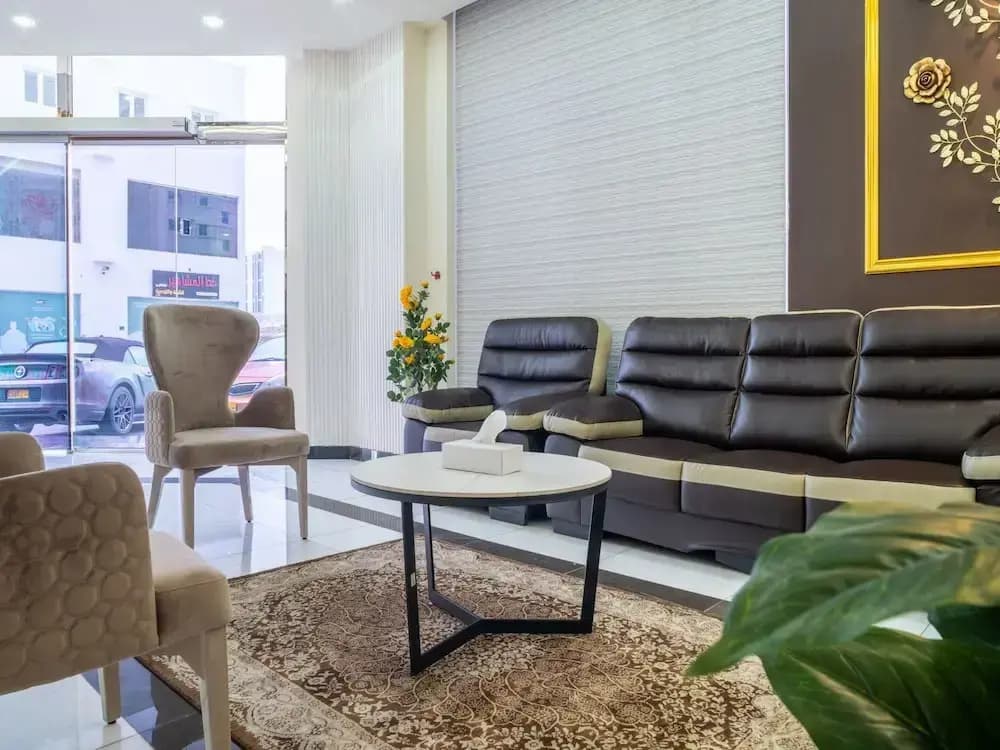 OYO Townhouse 156 Rose Hotel Apartments. - photo 12