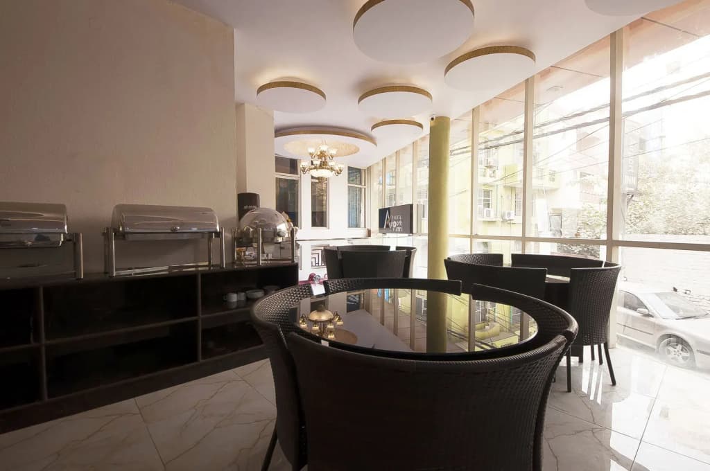 Airport Inn - photo 18