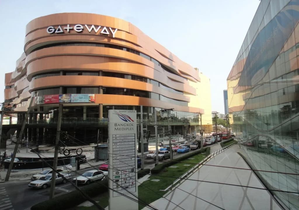 S50 Sukhumvit Hotel - photo 13