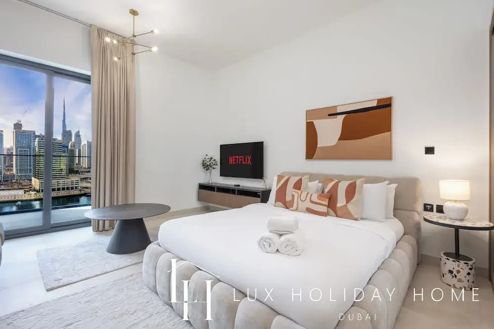 LUX The Modern Binghatti Canal Suite 2 - photo 1