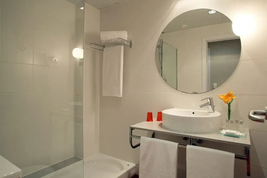Hotel Ciutat Vella - photo 7