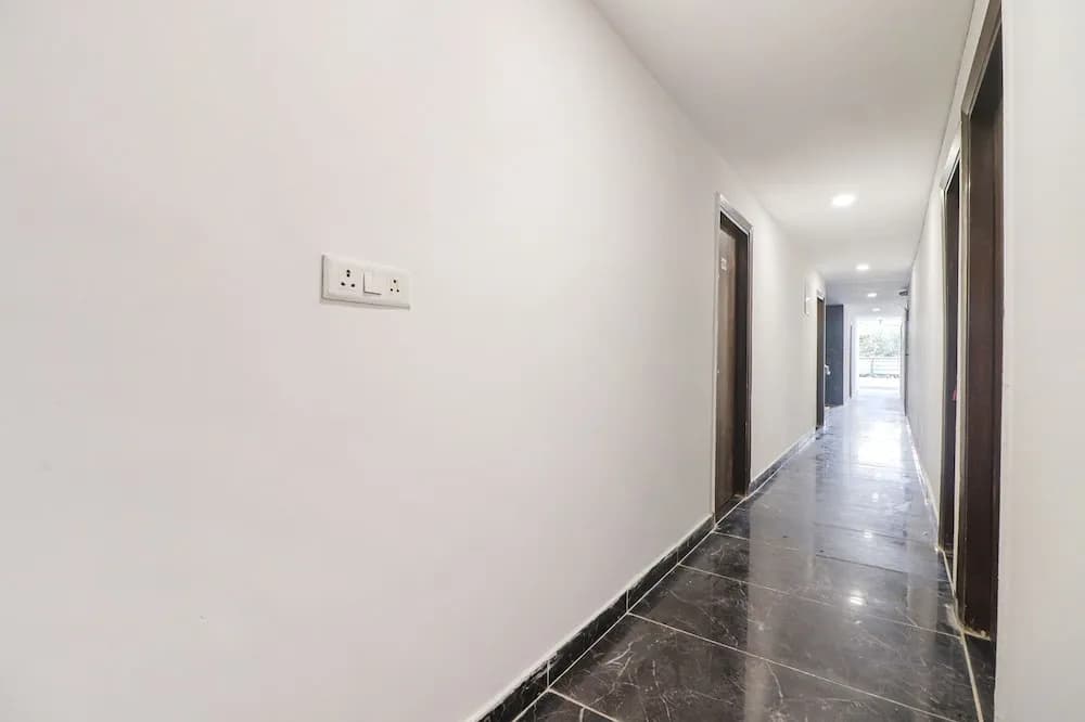 FabHotel Roadway Inn - photo 10