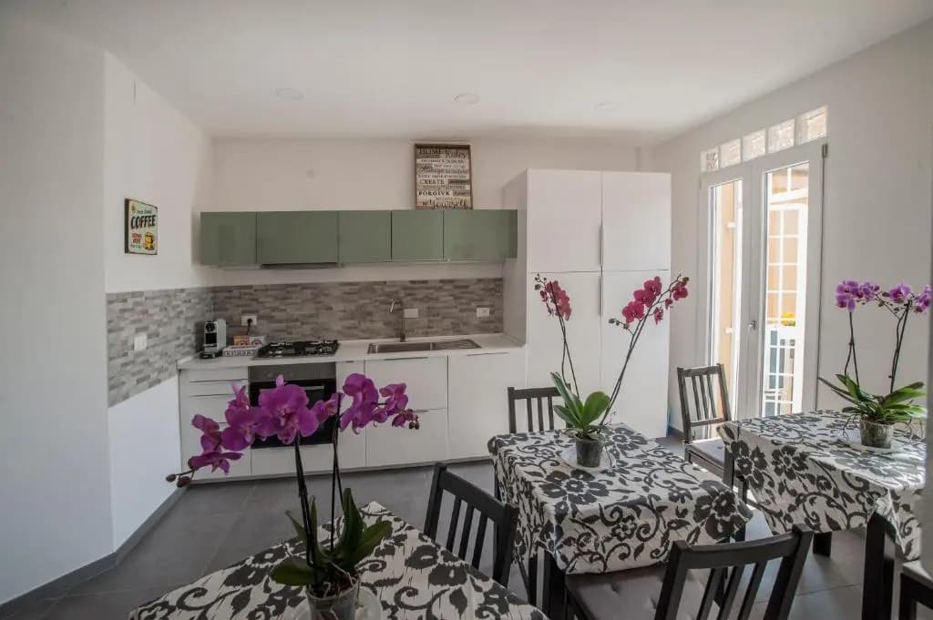 Guest House Vignola - photo 12