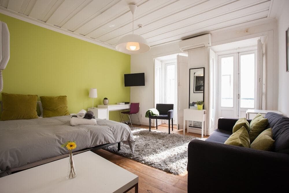 Portuguese Charm - HOV 50541 - photo 6