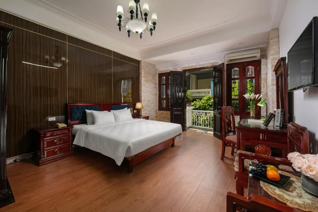 Little Diamond Hotel - photo 24