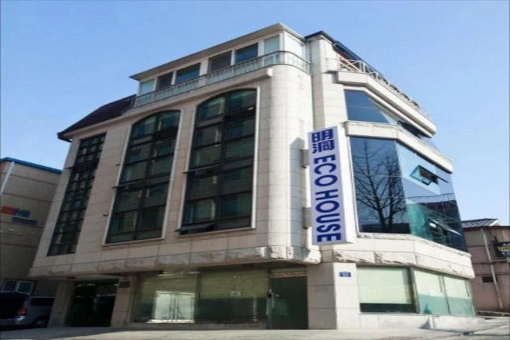 Myeongdong ECO House - photo 1
