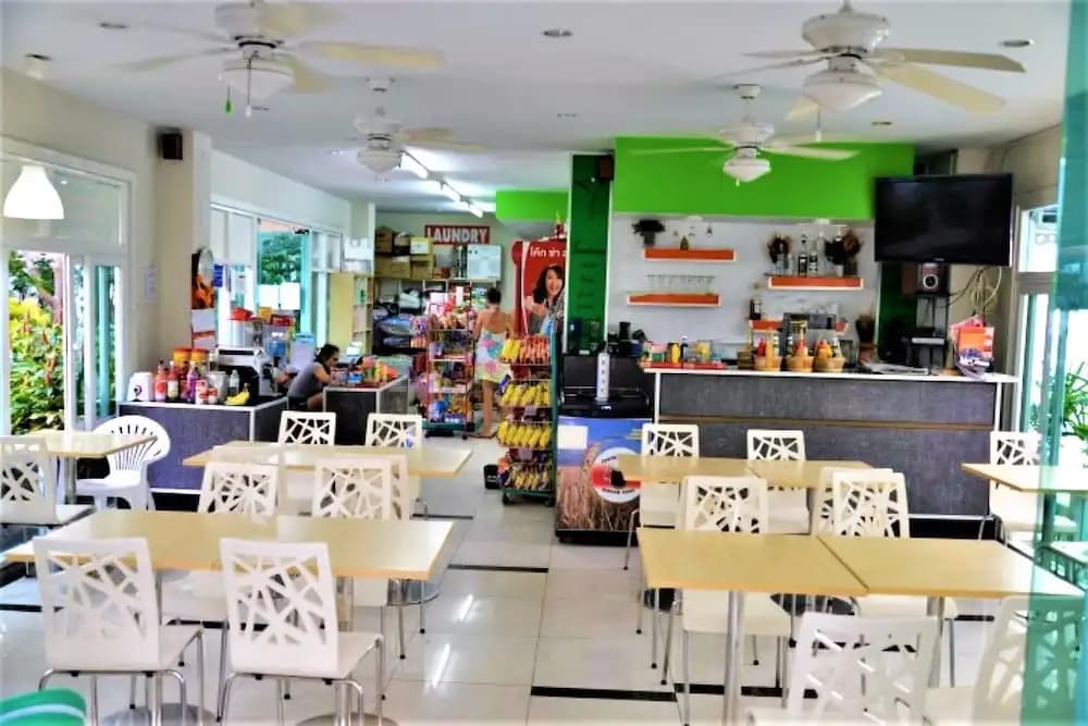 Park Lane Jomtien Resort - 1 Bed Sleeps 2 - photo 13