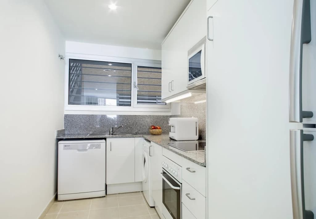 Splendom Suites Pau Clarís - photo 13