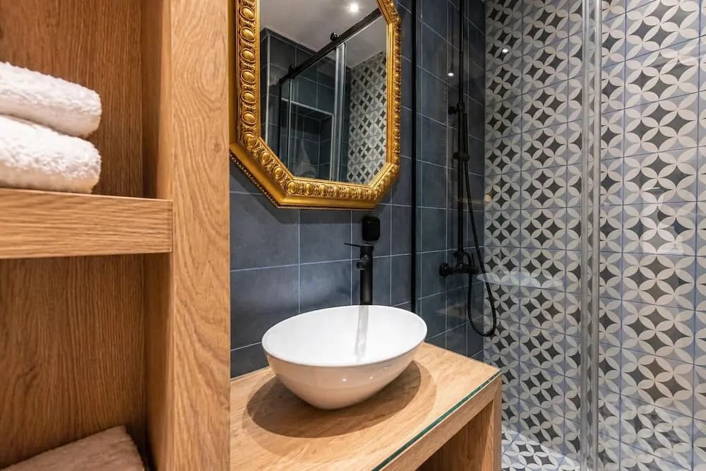 Ipelhome Plaka Boutique Apartments - photo 39