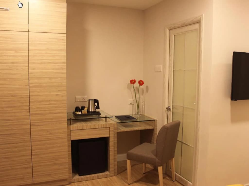 NU Hotel - photo 6