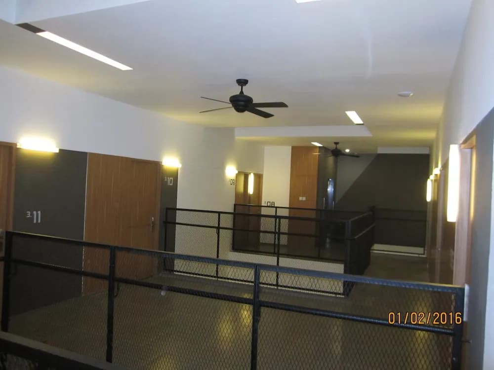 Maxley Hotel@Arjuna - photo 3