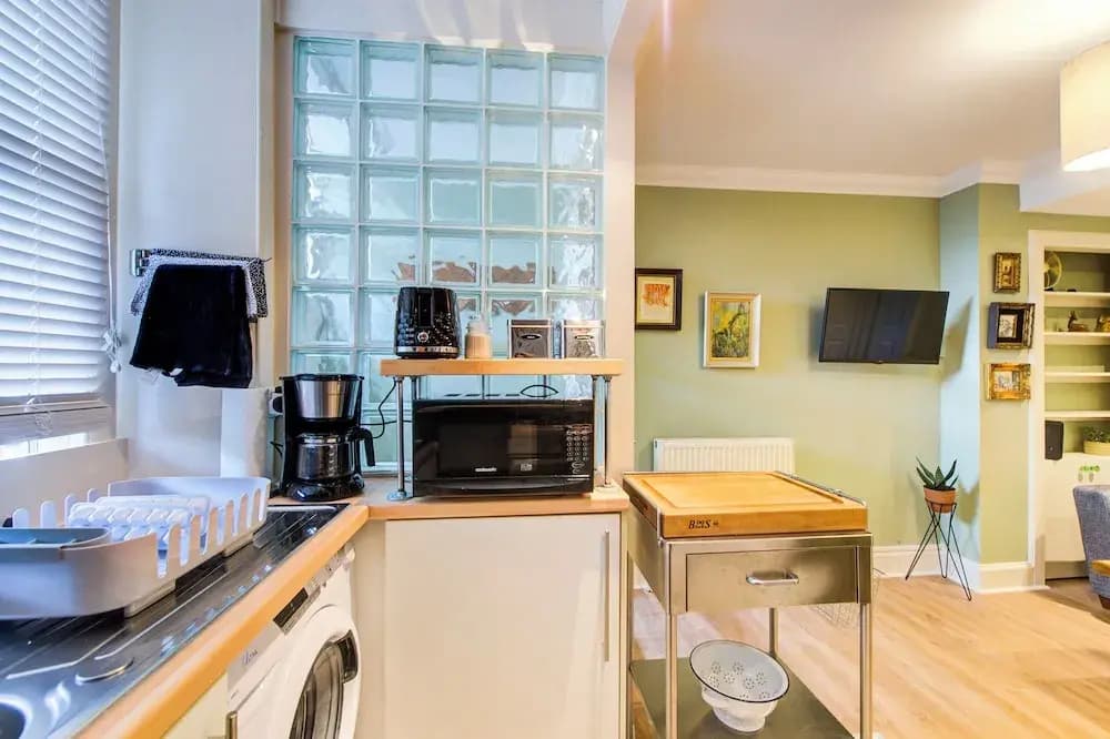 Snug 1 Bed Apartment - photo 4