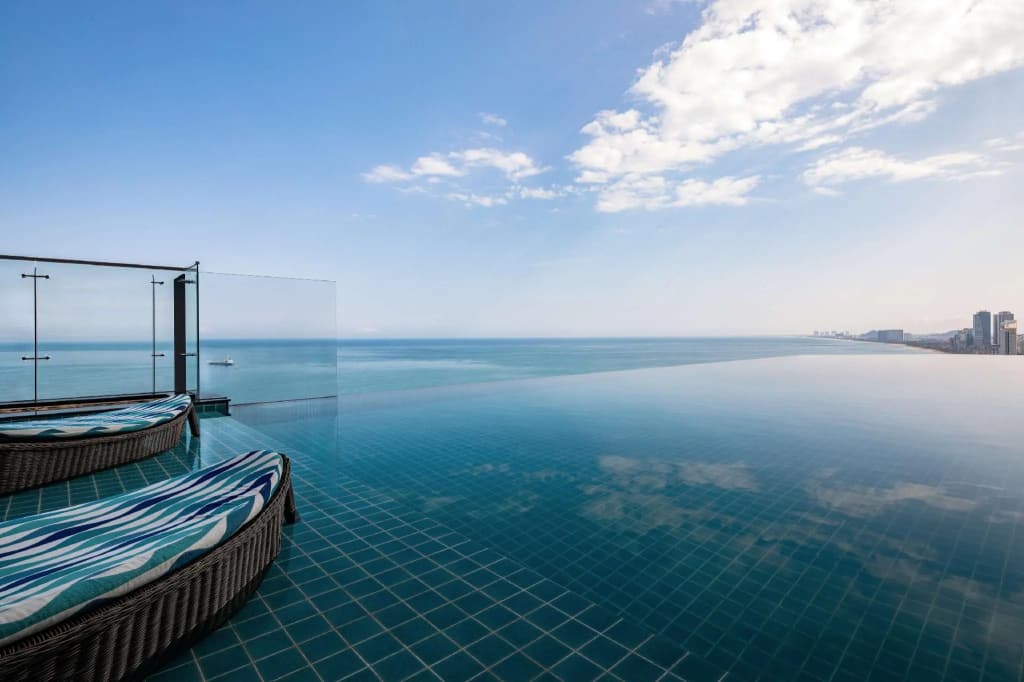 Radisson Hotel Danang - photo 14