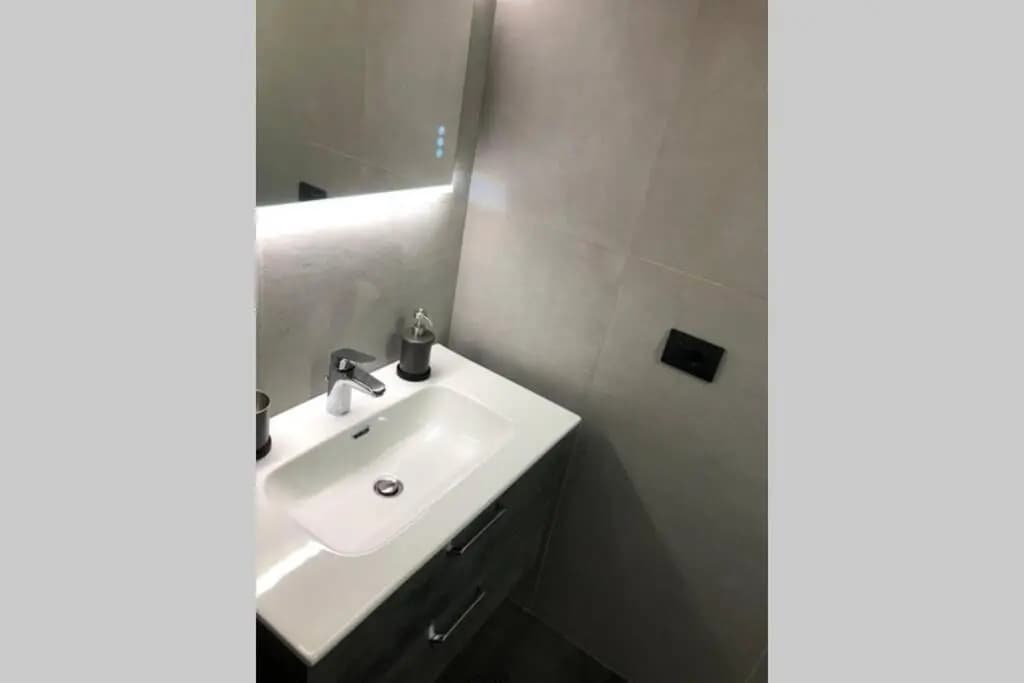 Marghera district apartment - photo 6