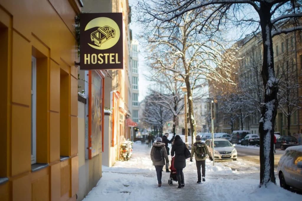 EastSeven Berlin Hostel - photo 21