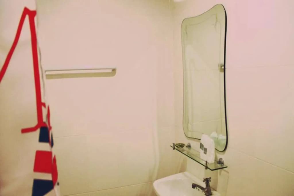 Tropical Sands Guesthouse - photo 10
