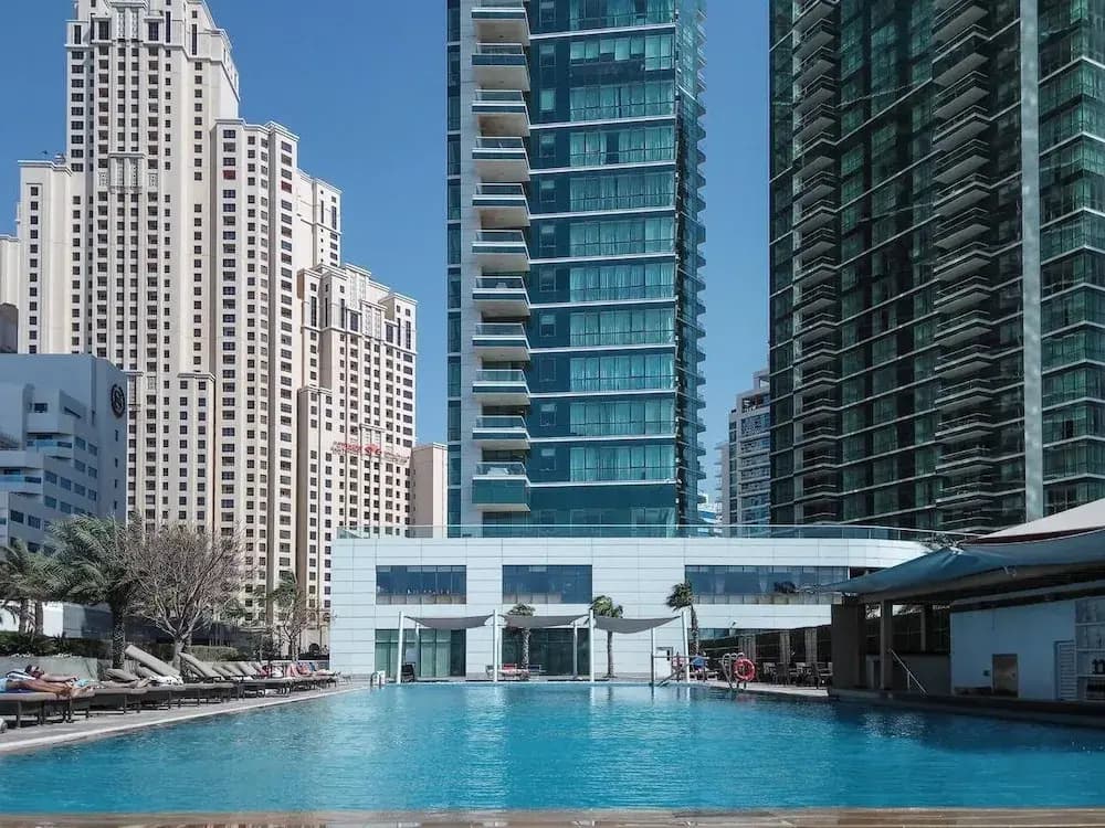 Astonishing & Grand 3BR w/ Beach Views & 2 Balconies! - photo 12