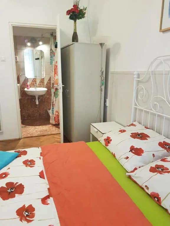 Valentina Guesthouse - photo 2