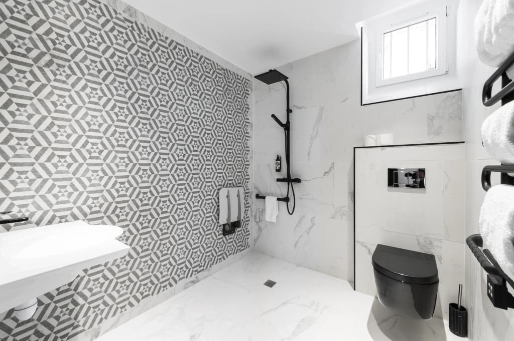 Madrigal hotel - photo 10