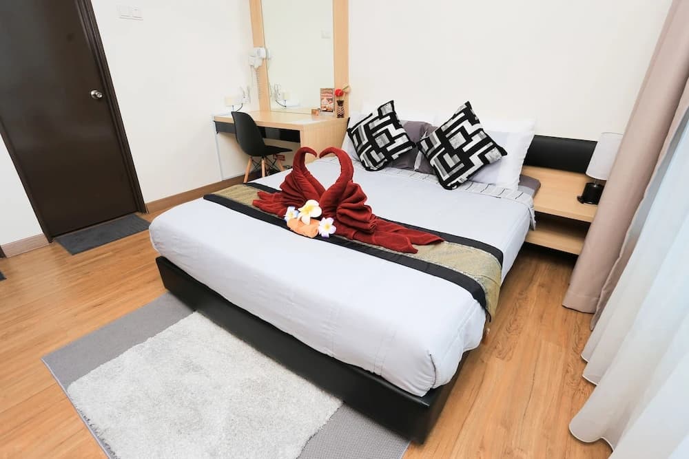 MLH Deluxe Studio Suites @ Landmark Residence - photo 4