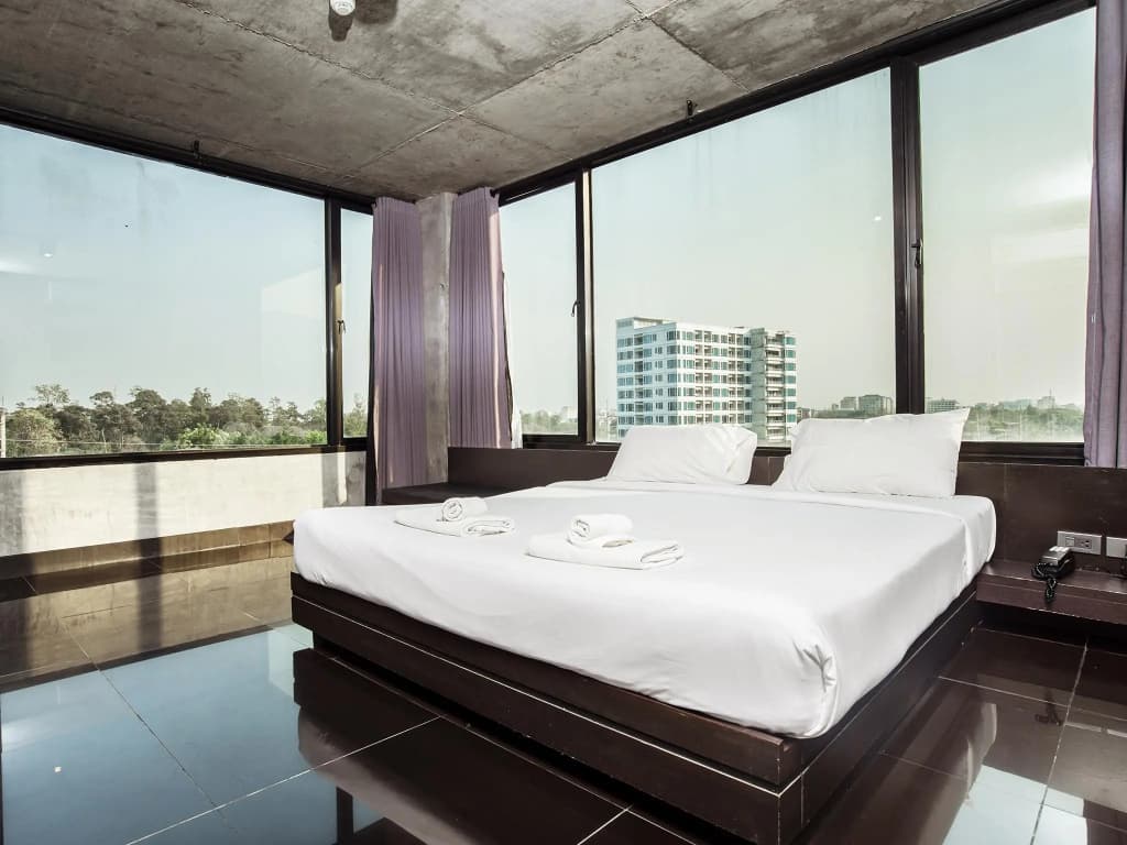 B2 Black Business & Budget Hotel - photo 4