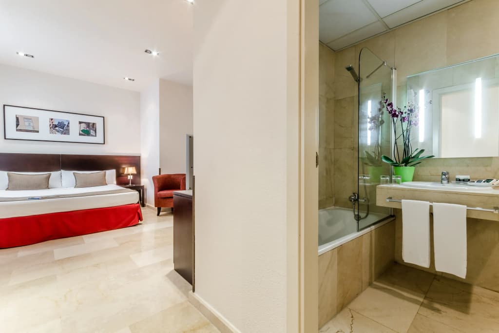 Hotel Exe Suites 33 - photo 7