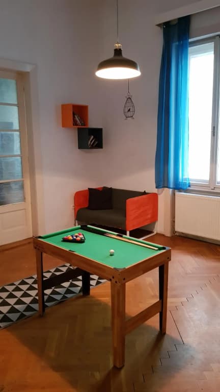 East Side Hostel - photo 9