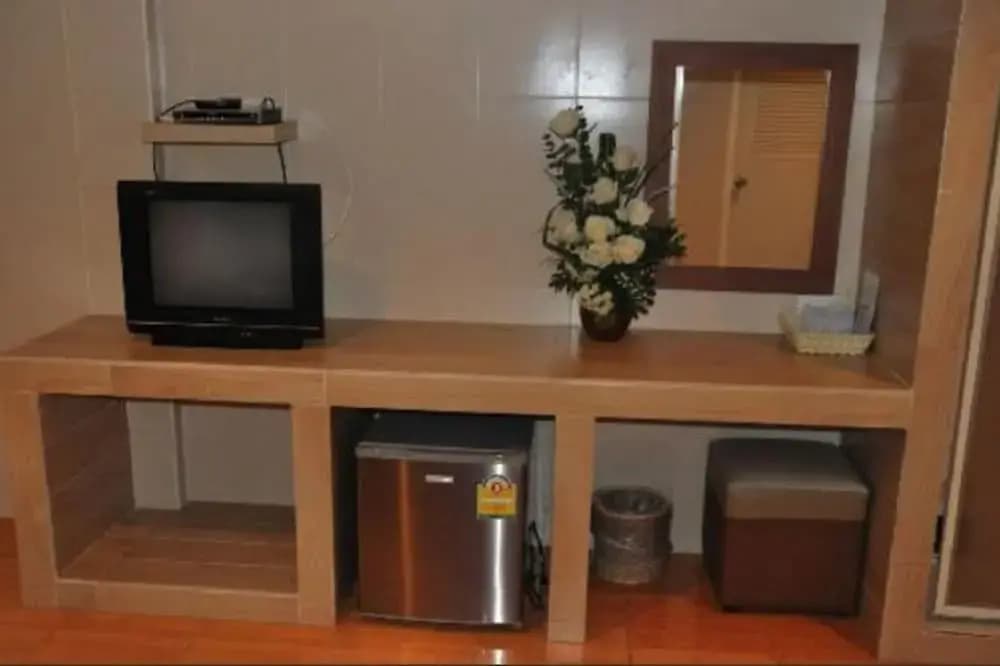 ST House - photo 5