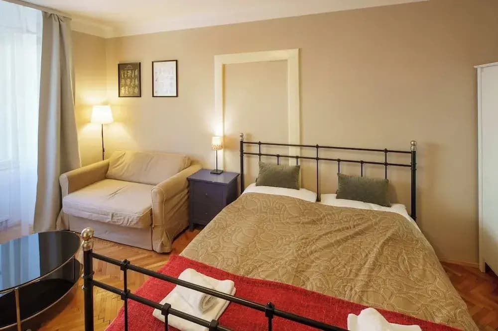 3 Bed Flat - Sleeps 12 - Wifi - photo 6