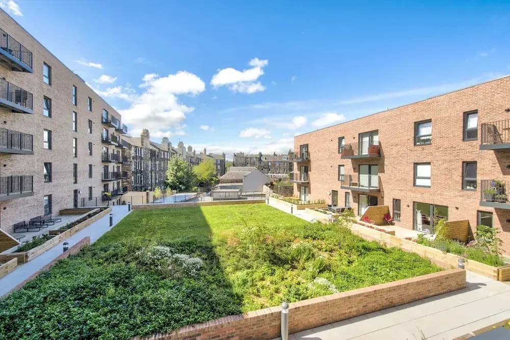 Guestready - Charming 2BR Flat Fits 5 Near Vibrant Leith - photo 11