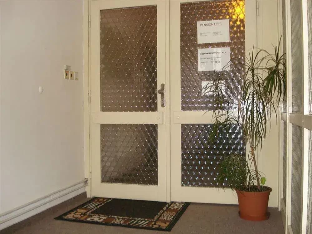 Hotel Planet Prague - photo 9