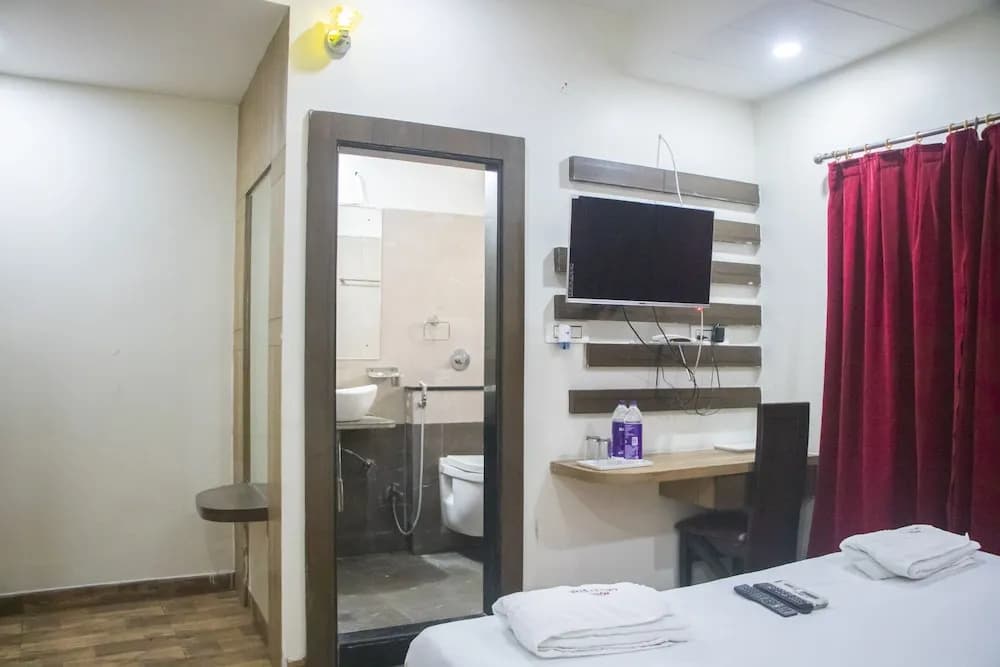 Hotel Galaxy Star - photo 8