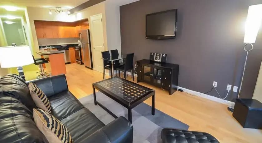 The Downtown Club - photo 4