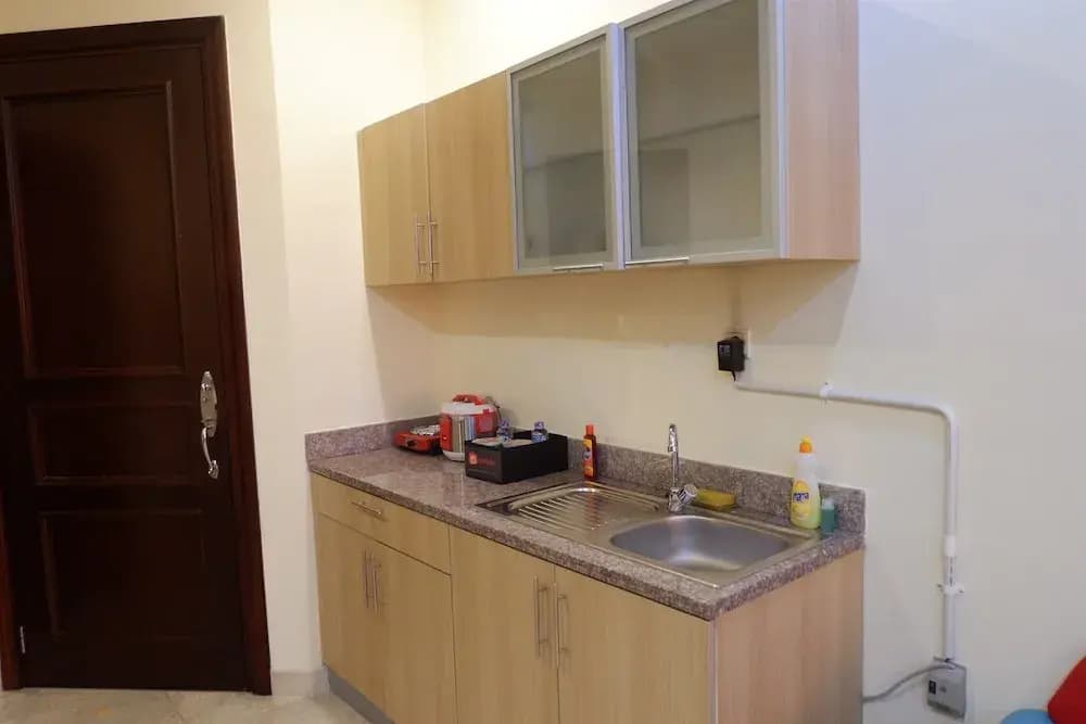 Homey The Bellezza Apartment - photo 20