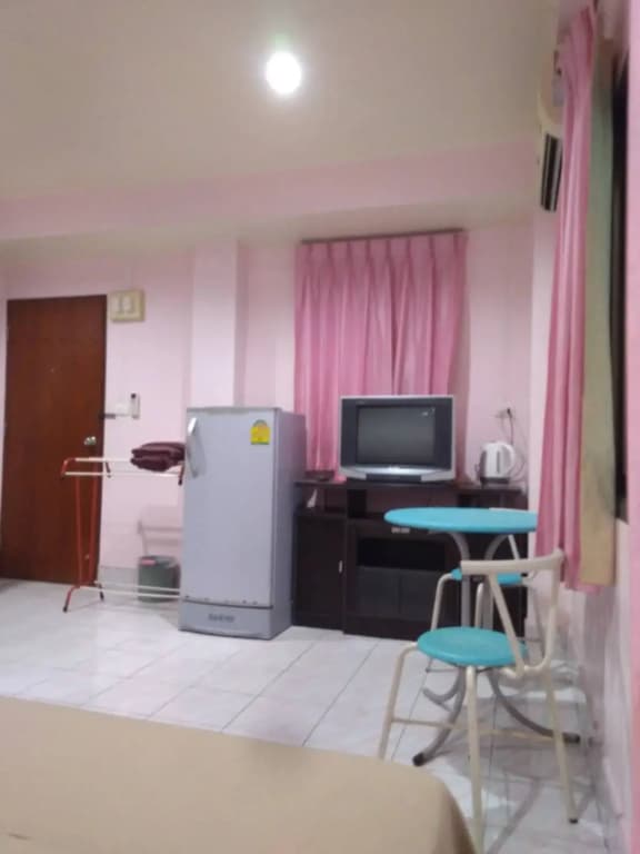 Candy House - photo 23