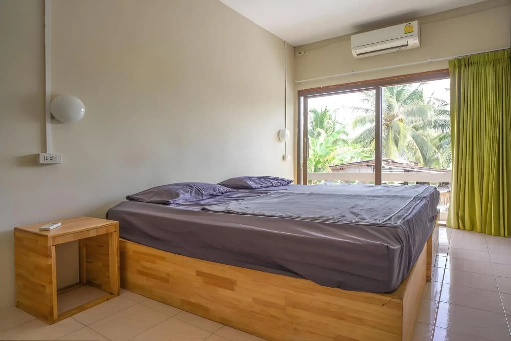 Echo Beach Hostel - photo 5