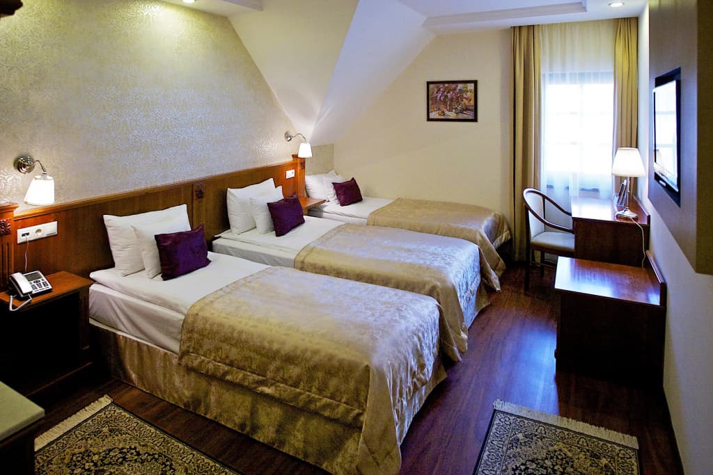 Gold Hotel Budapest - photo 26