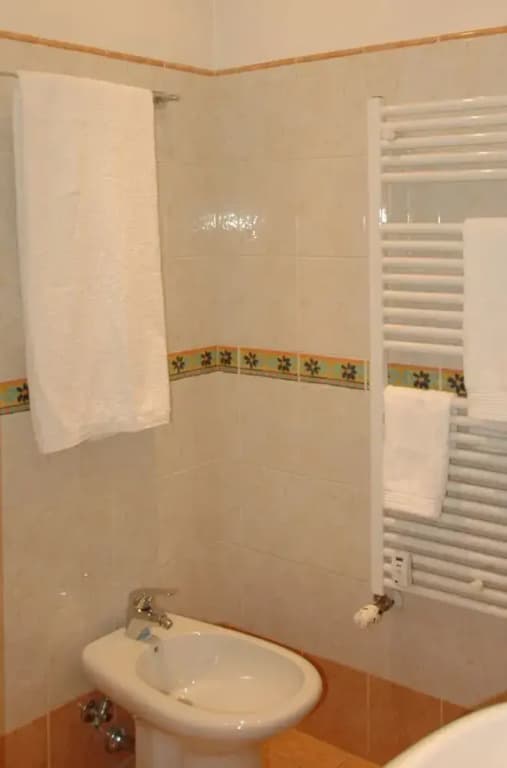 Gaias Room BB - photo 9