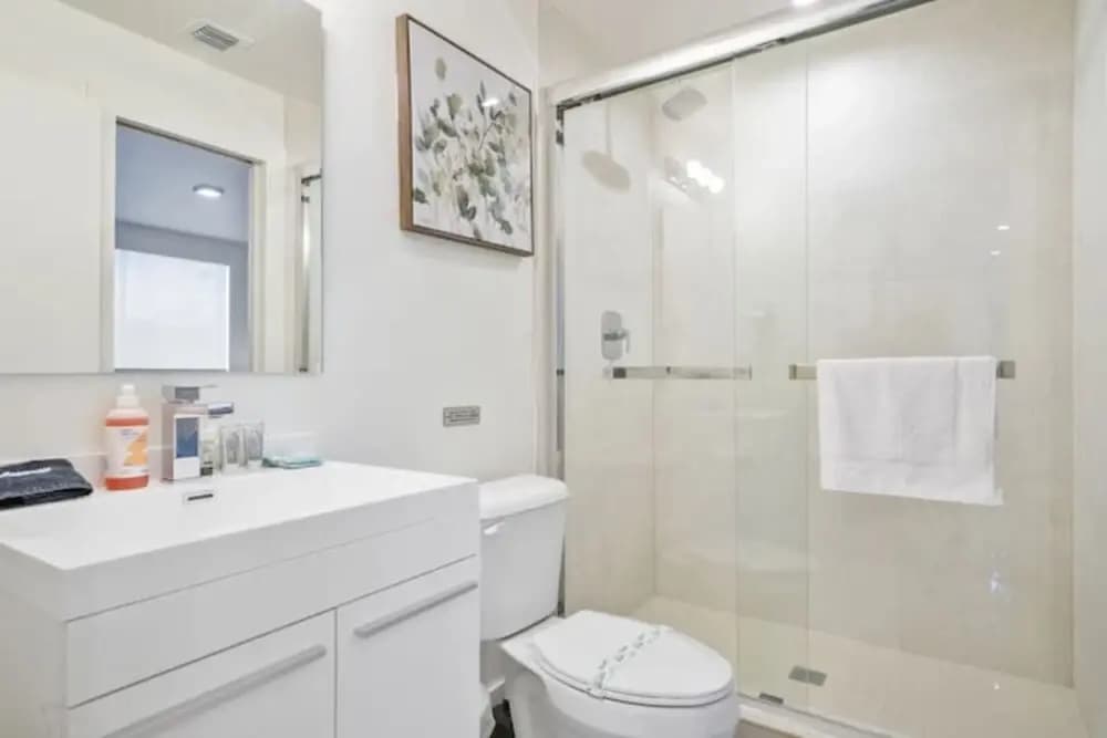 Miami Suite 308 - photo 9