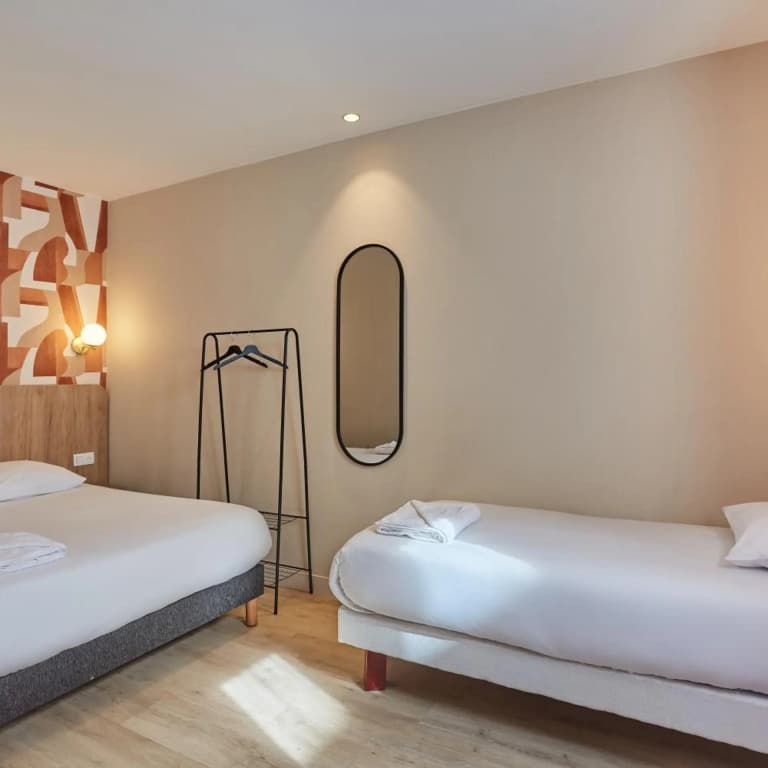 Merryl Hotel - photo 26
