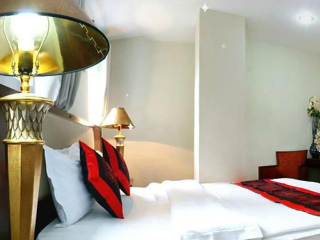 Imperial Saigon Hotel - photo 5