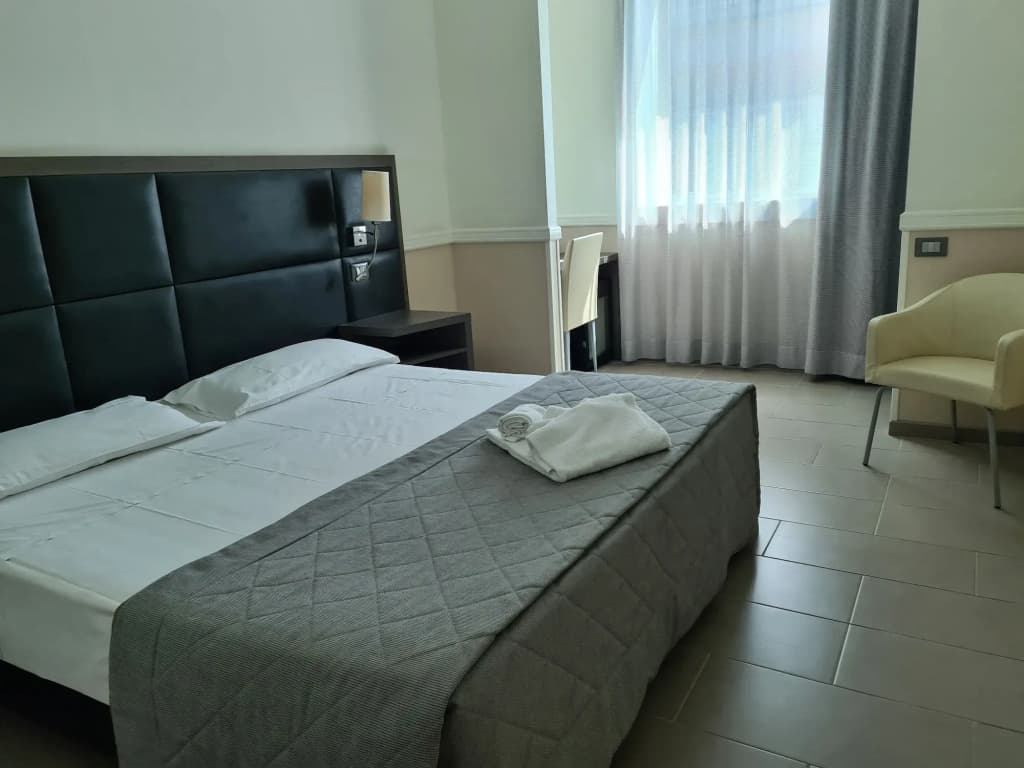 Hotel Artis - photo 20