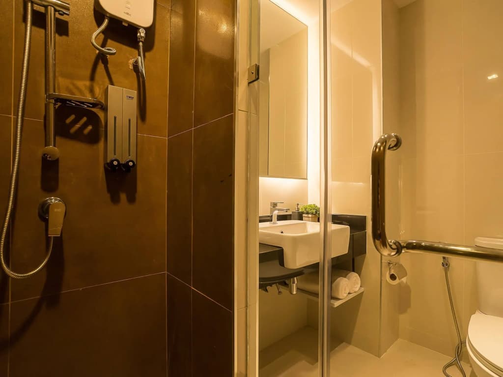 Aim House Bangkok Hotel - photo 9