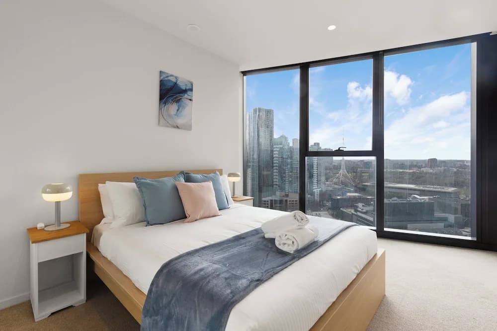 Melbourne Square 1 Bed - photo 2